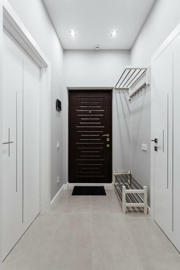 White Apartments Одесса Экстерьер фото